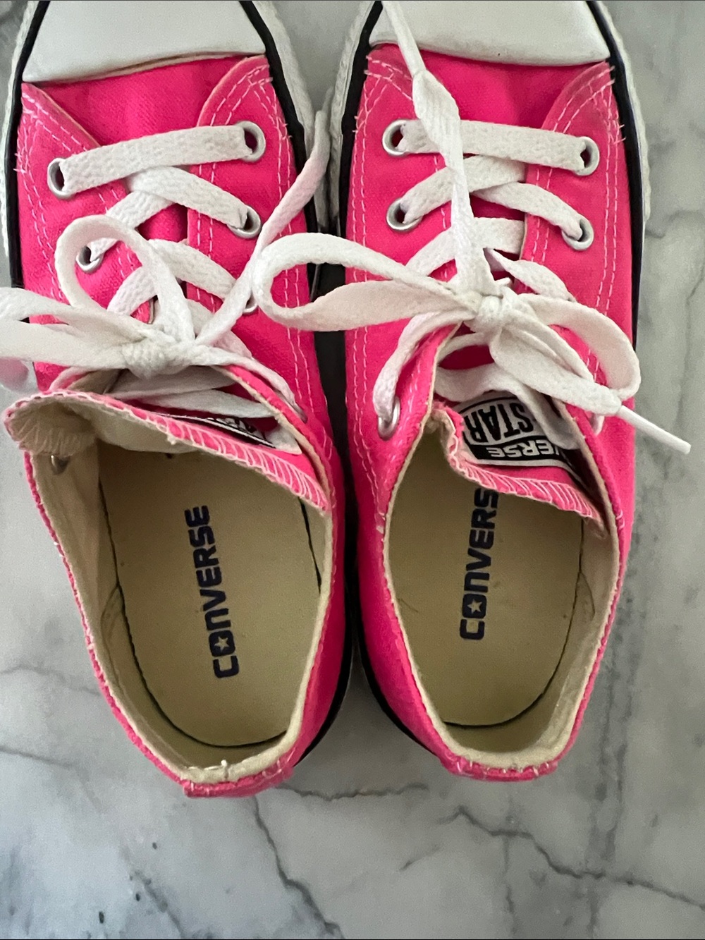 Converse Kids bright hot Pink Canvas Low-Top Sneakers 13 girls - Picture 6 of 6
